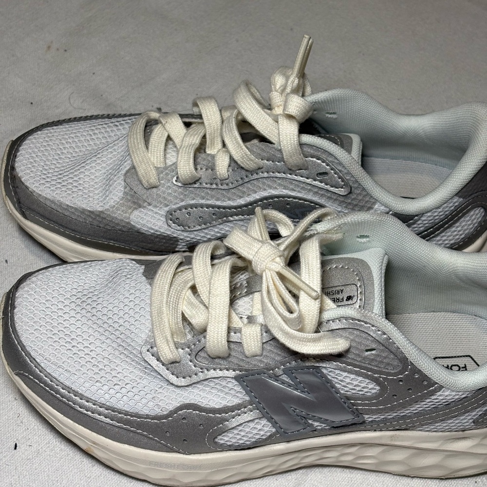 New Balance White & Gray Mesh Athletic Sneakers